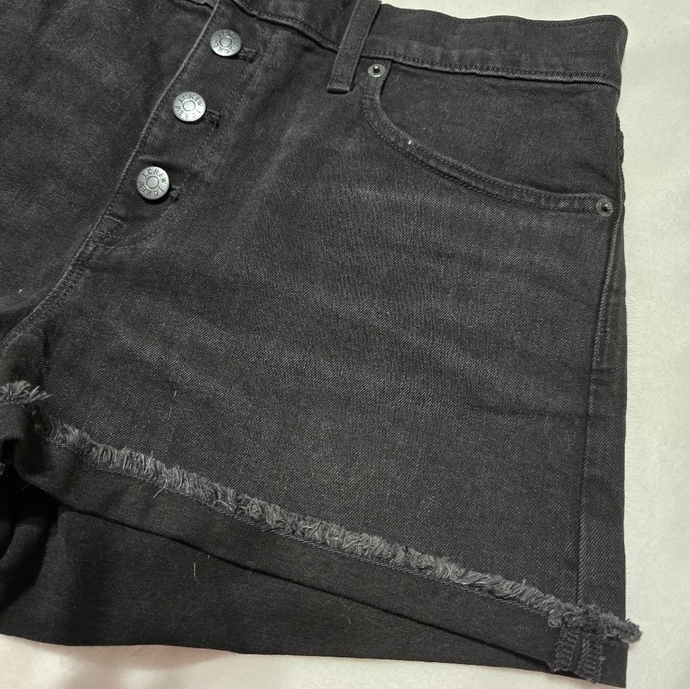 NWT J. Crew Factory Button Fly Black Wash Jean Shorts, Raw Cuffed Hem, Size 29. - Picture 3 of 9